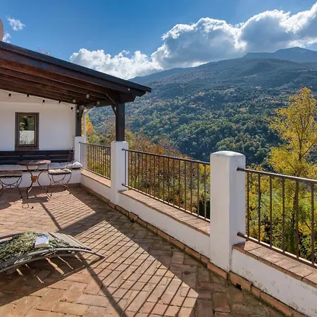 Casa Rural Arroyo de la Greda, tu base ideal para actividades en Sierra Nevada y Granada-2